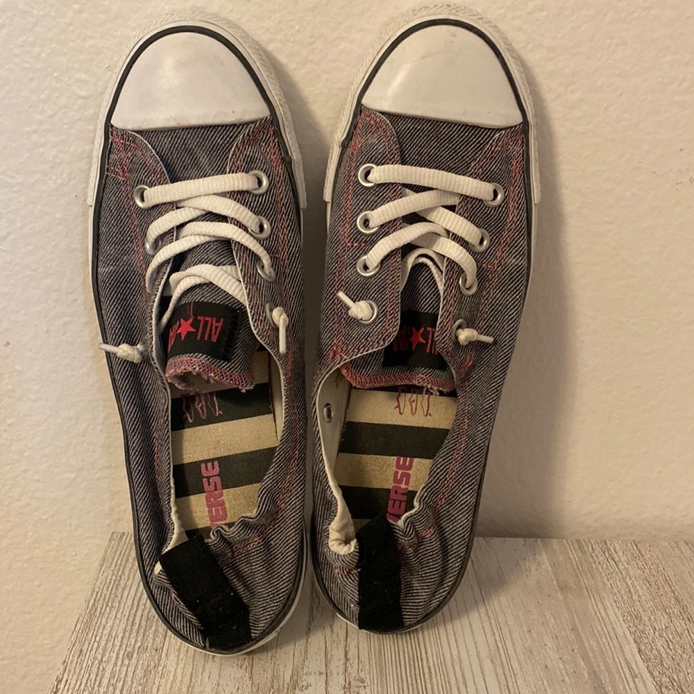 Size 10 Converse Shoreline’s